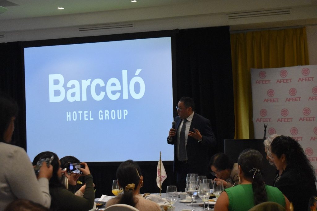 Arturo Jaimez, Ejecutivo de Ventas Corporativo de Barceló Reforma México City.
