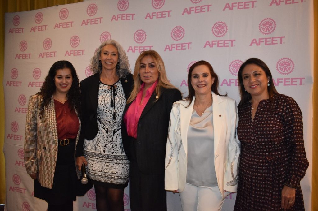 Magdalena Saldivar electa como próxima Presidenta 2025 de AFEET Nacional.