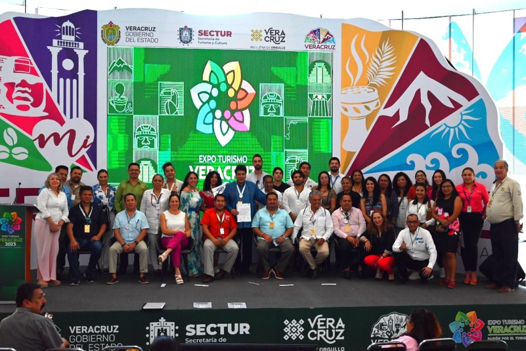 Socios de AMAV Nacional firman Código de Ética para garantizar Compra Segura.