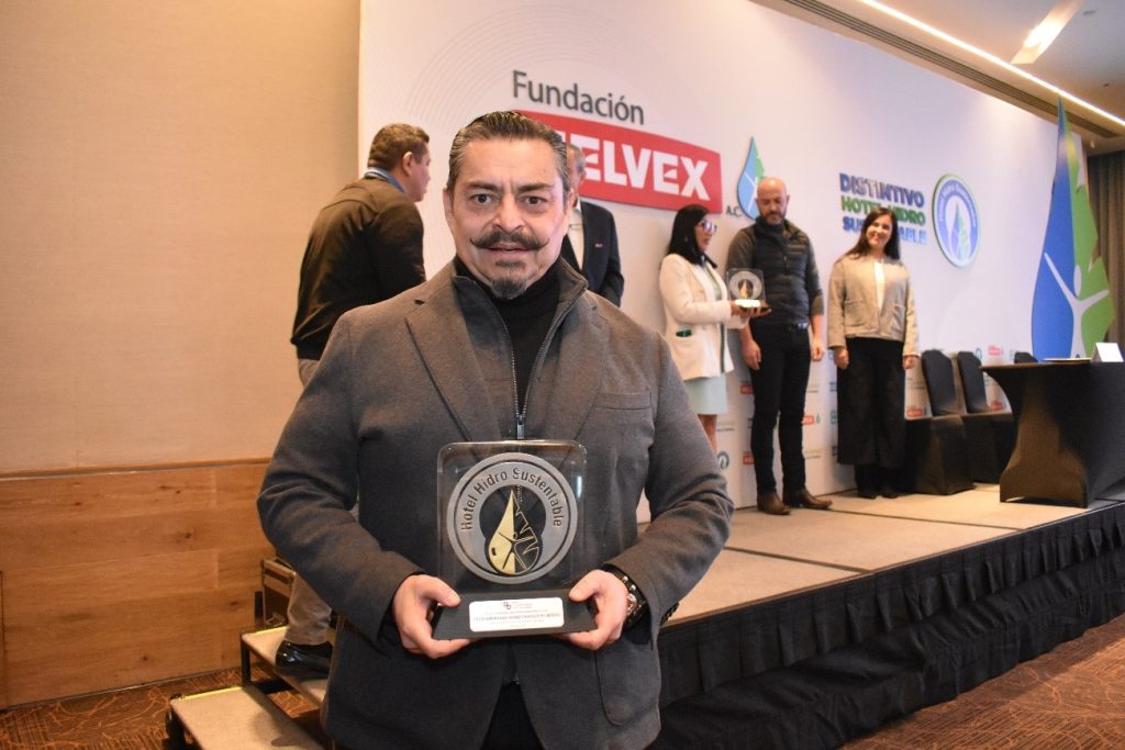 Fiesta Americana Grand Chapultepec recibió el Distintivo Hotel Hidro Sustentable.