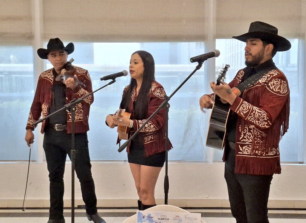 El evento contó con música tradicional huasteca del sur de Tamaulipas.