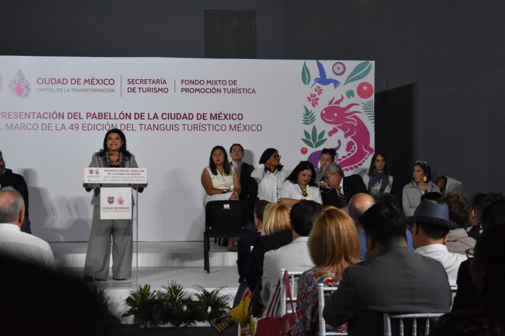 La Jefa de Gobierno de la CDMX, Clara Brugada Molina, en conferencia de prensa.
