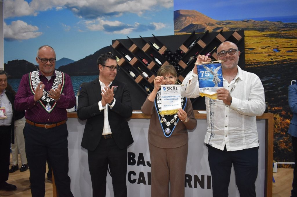 Hermanamiento del Club Skål CDMX y el Club Skål Ensenada-Valles Vitivinícolas.