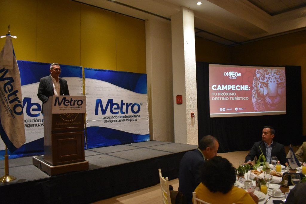 Presentación del secretario de Turismo de Campeche, Mauricio Arceo Piña.