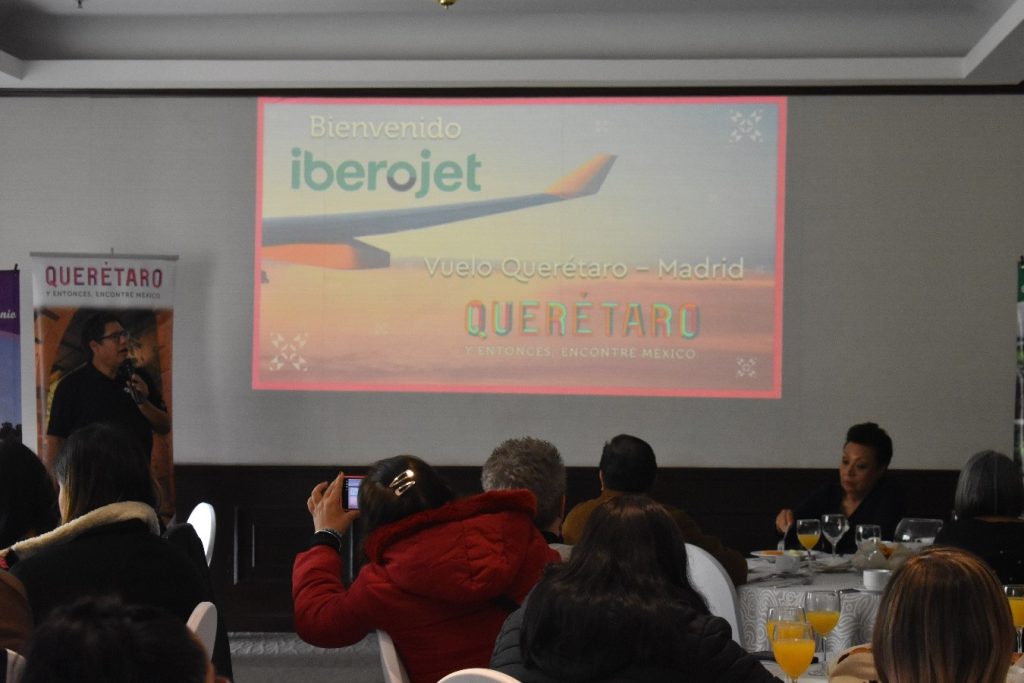 Mauricio Falcón anunció que el próximo 20 de diciembre aterrizará el nuevo vuelo Querétaro-Madrid operado por Iberojet.