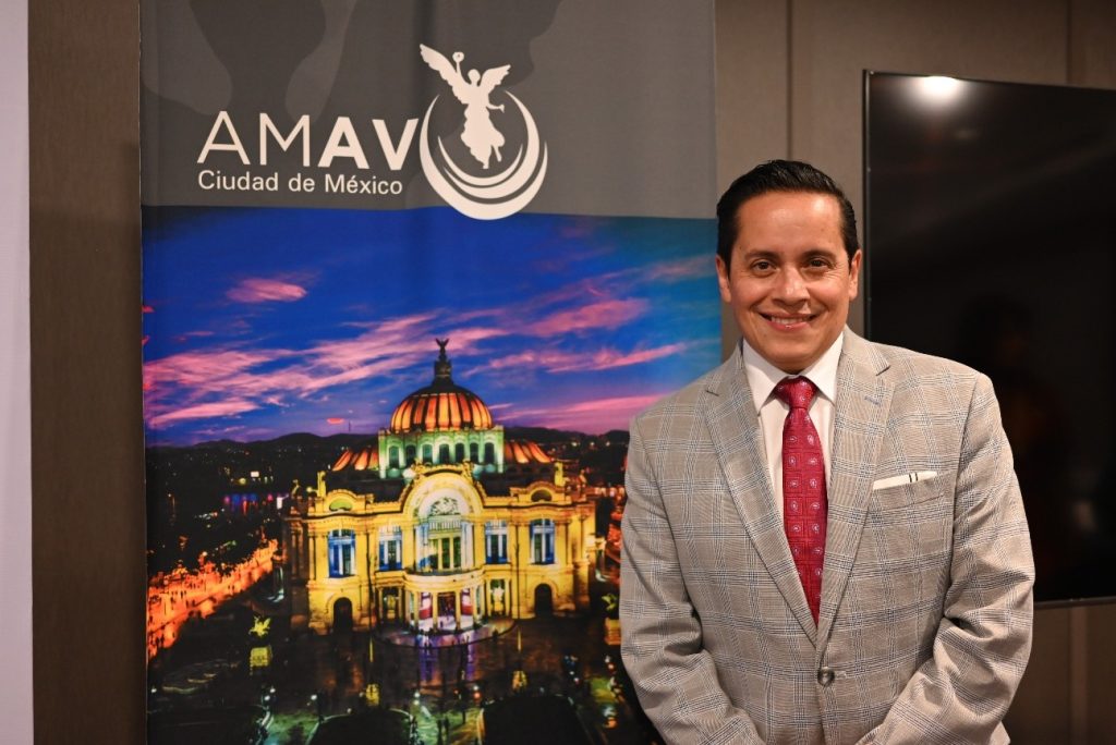 Raymundo Flores es reelegido como presidente 2026-2028 de la AMAV CDMX.