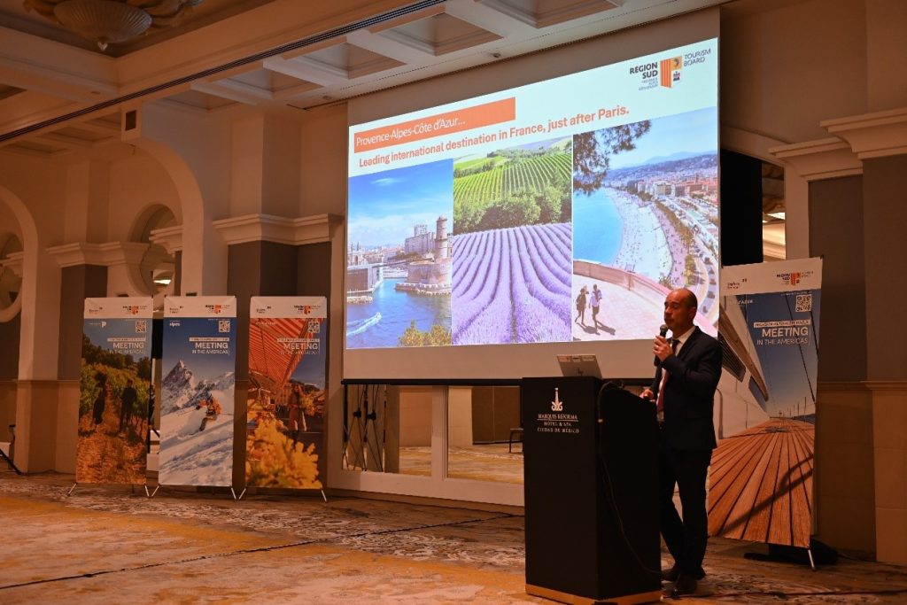 Provenza-Alpes-Costa Azul se presentó como la 1ª región ecoturística de Francia.