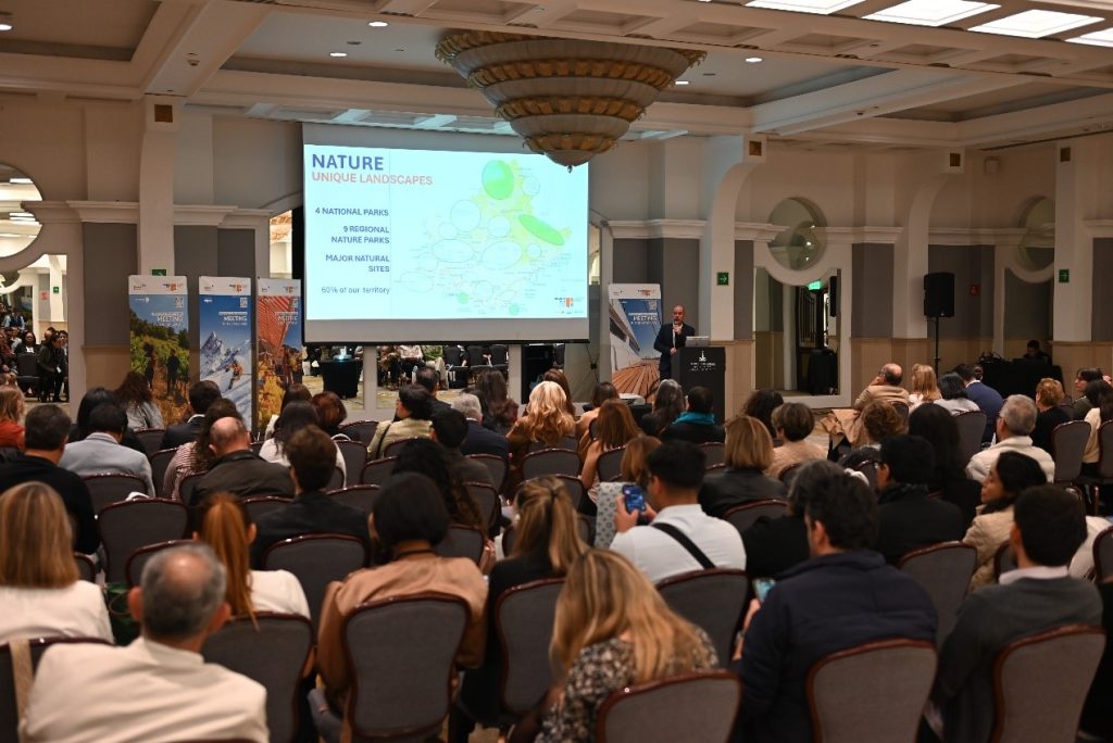 Provenza-Alpes-Costa Azul se presentaron en la CDMX como verdaderos paraísos para los viajeros mexicanos.