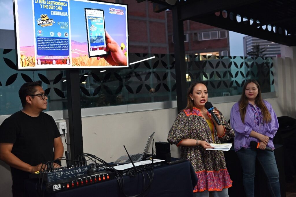 Dafne Gandarilla, coordinadora general del programa, y Ana Amaro, jefa de Mercadotecnia Turística de Chihuahua.