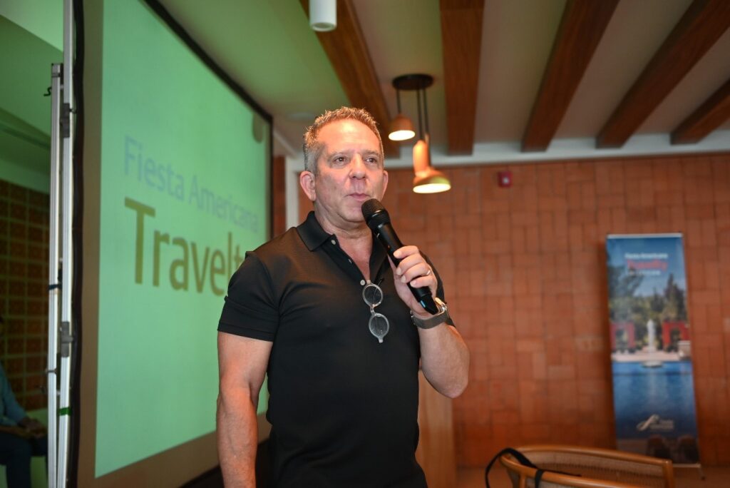 Enrique Calderón, Vicepresidente de Operación Hotelera de Posadas.