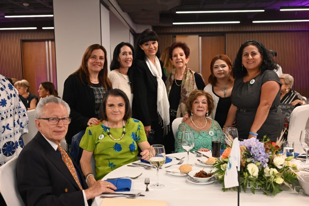Convivencia Femenina Turística y Terrawind celebran a las mamás del turismo.