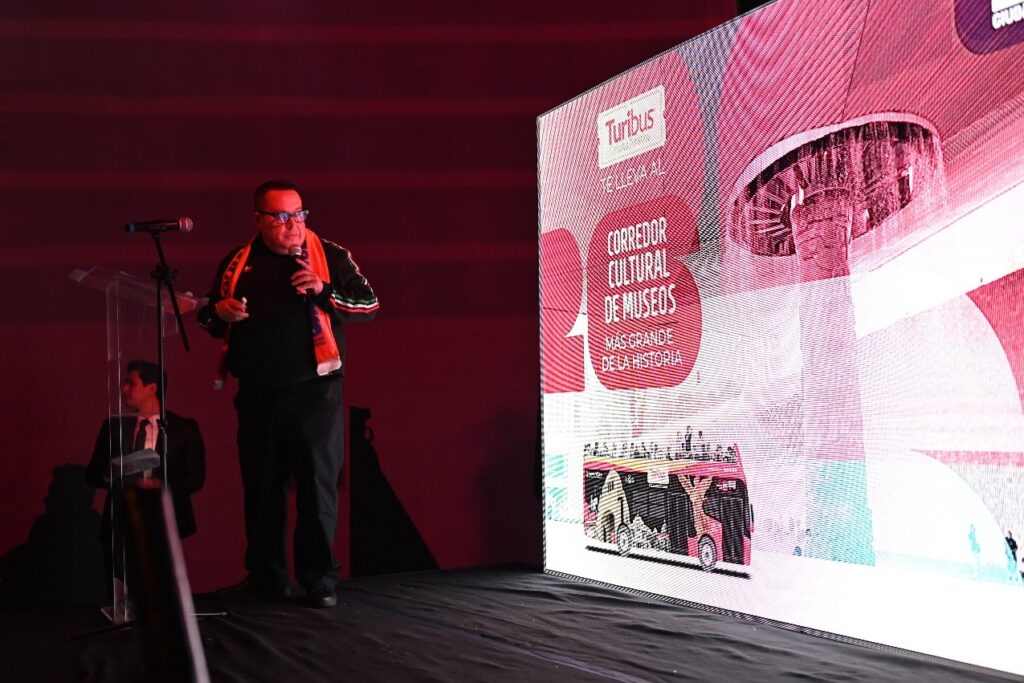 Turibus presentó el nuevo Corredor Cultural de Museos.