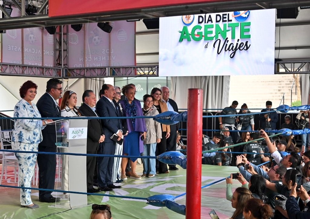 Día del Agente de Viajes en Parque Aztlán Feria de Chapultepec.