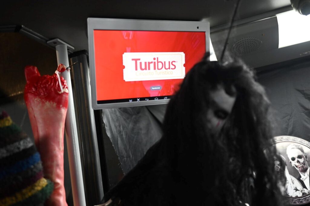 Del 3 de octubre al 2 de noviembre el Tour del Terror con Turibus en CDMX.