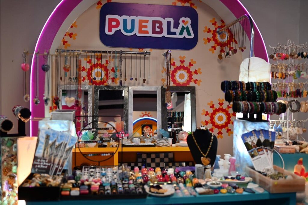 Productores de 21 municipios de Puebla participan en Punto México Polanco.
